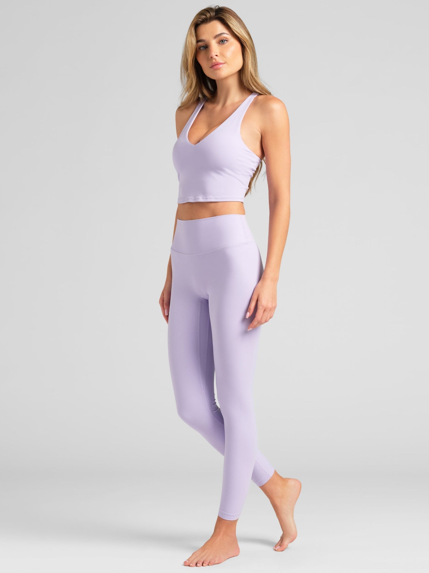 ComfrtCoreâ„?V-Neck Crop Tank