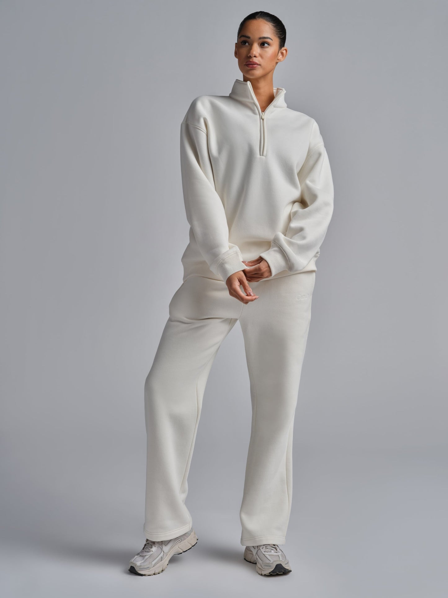 Signature Straight Leg Sweatpants