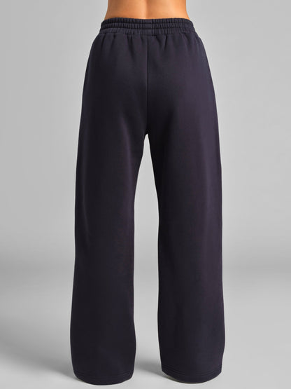Minimalist Straight Leg Sweatpants