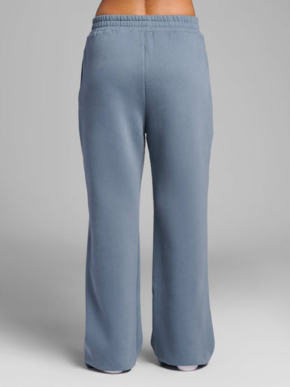 Signature Straight Leg Sweatpants