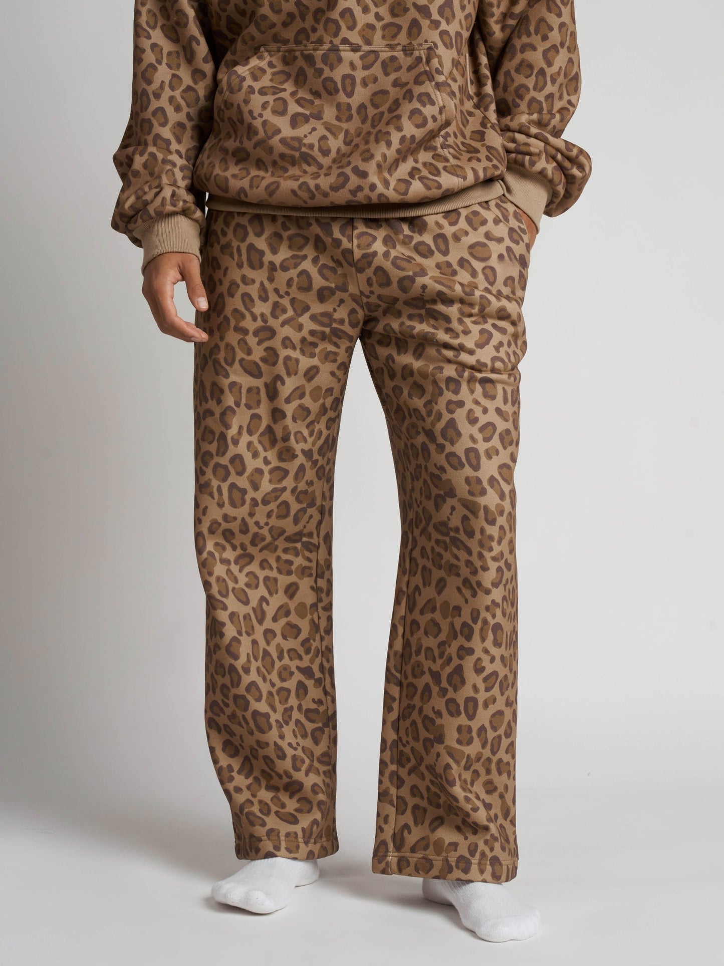 Minimalist Straight Leg Sweatpants