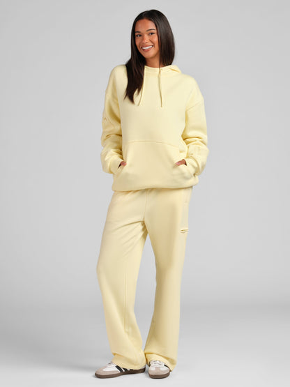 Halo Lightweight Airplane Mode Straight Leg Sweatpants